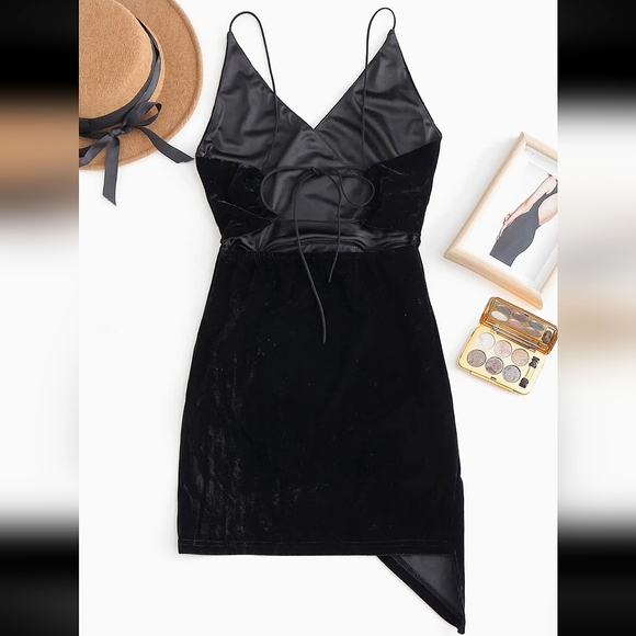 Strappy Open Back Velvet Mini Party Dress - Picture 2 of 7
